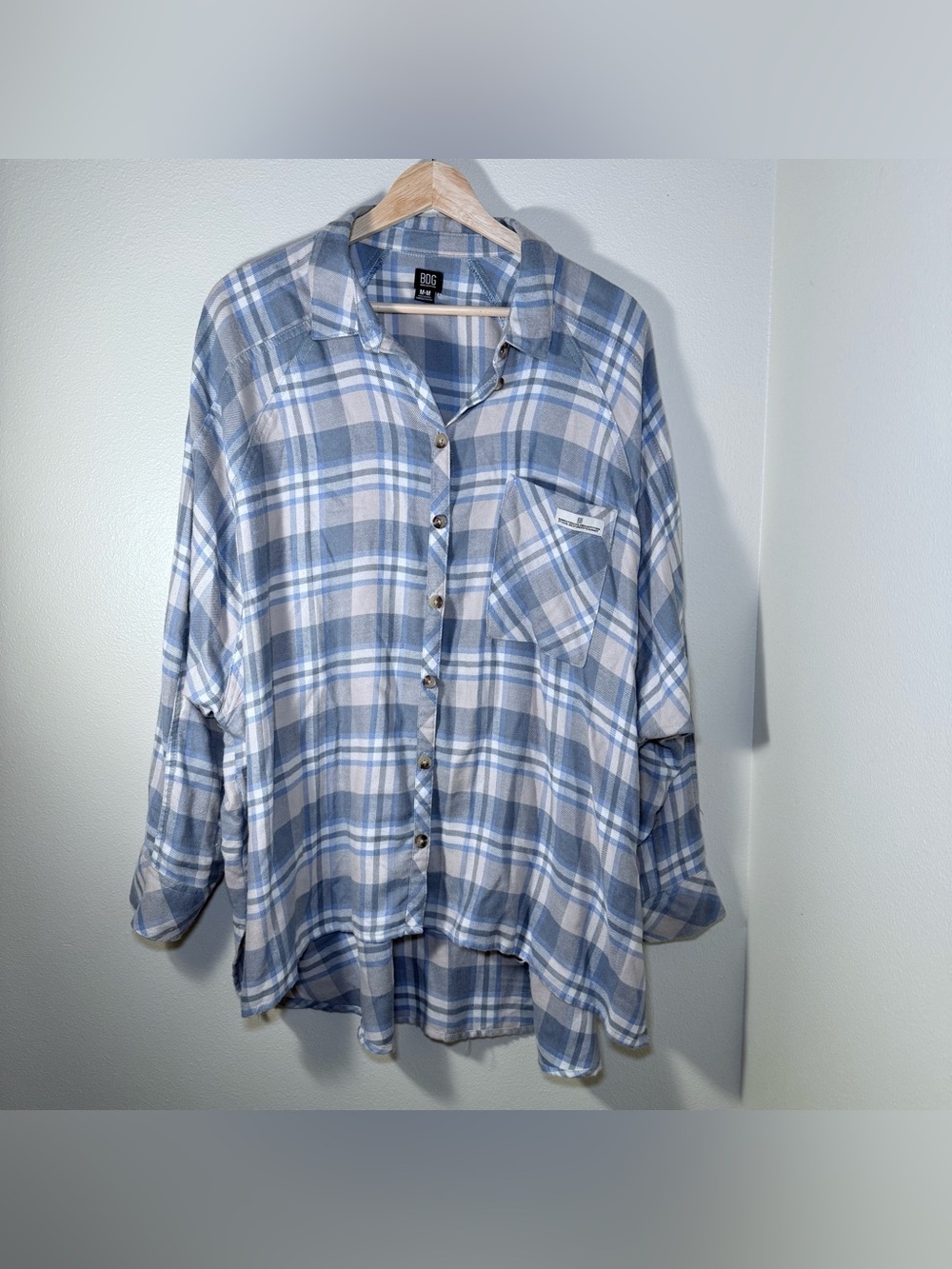 Urban Outfitters BDG boyfriend fit flannel button-down shirt - Picture 2 of 6